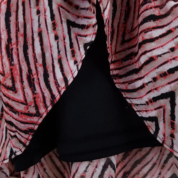 AB Studio Semi-Sheer Ruffled Top, lining - Picture 5 of 5